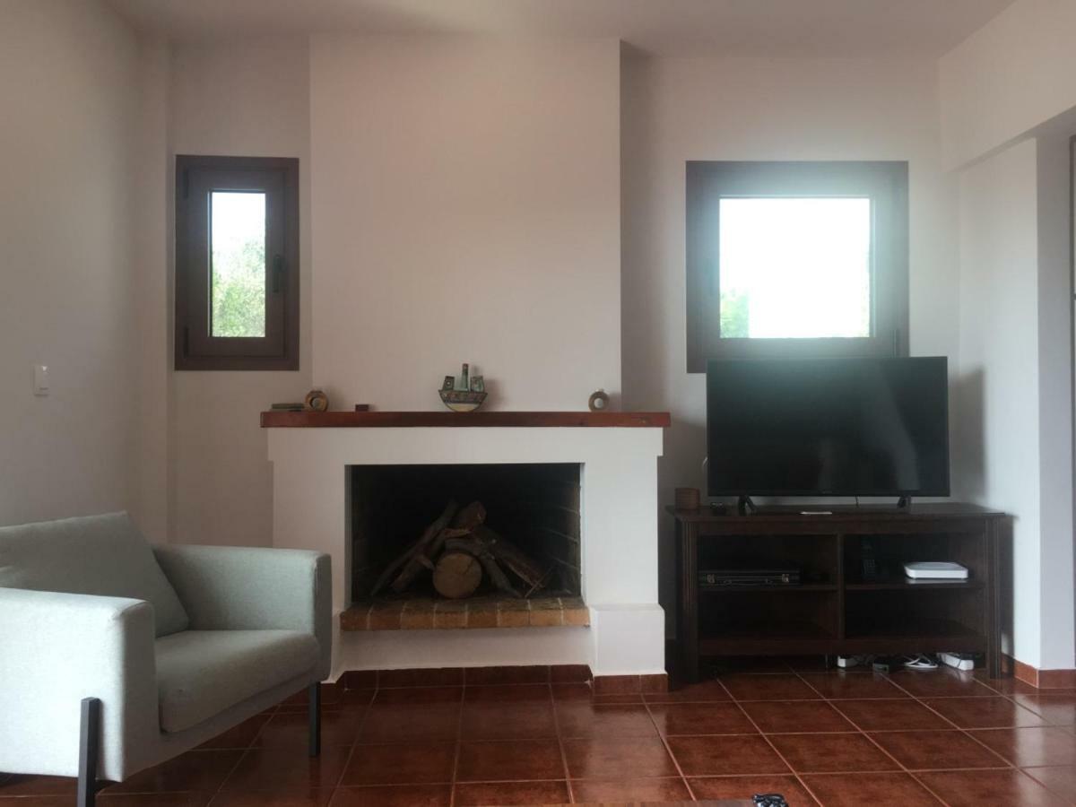 Villa Christina With Private Pool In Saronida, Near Stunning Beaches, Athens Airport & Sounio المظهر الخارجي الصورة